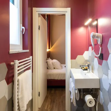 Отель The Time -home & Hotel- Санта-Маргерита-Лигуре